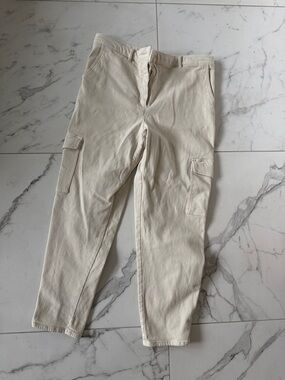 Cream Cargo Pants - Casual Utility Style